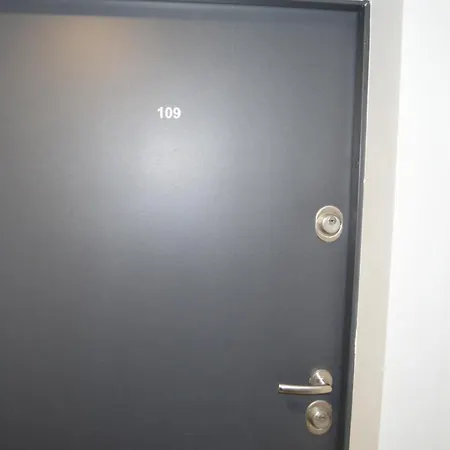 公寓 Ezuestpart Granada 2 Koezvetlen Vizparti Apartman